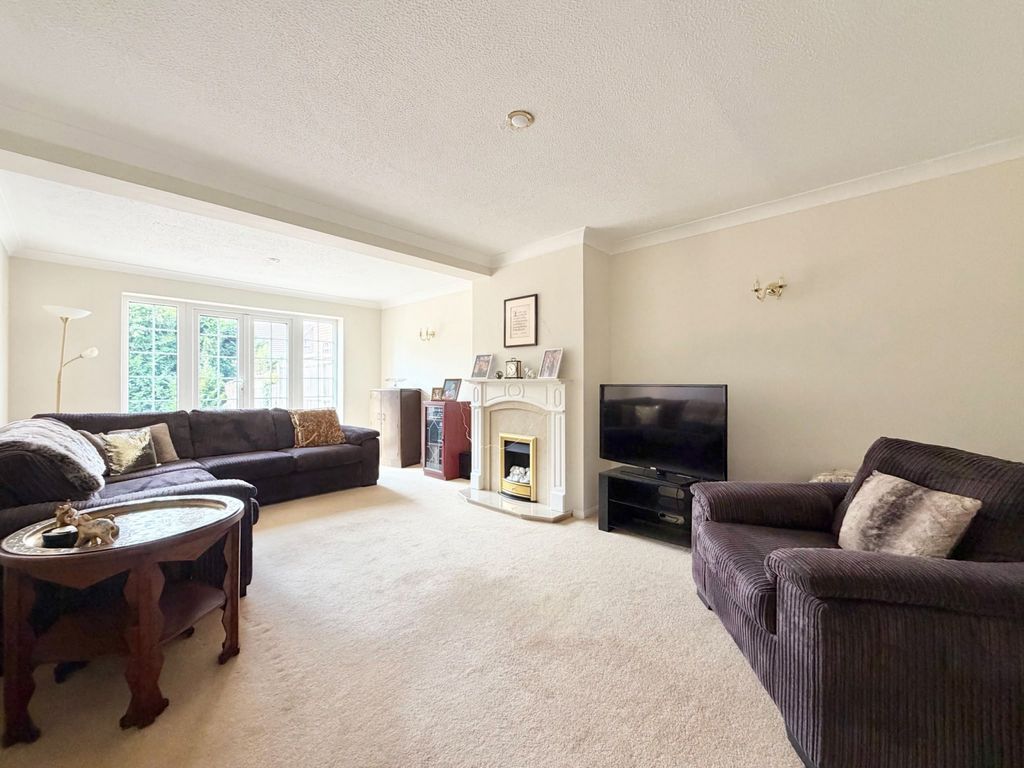 Property photo 2 of 25 Akeman Residential