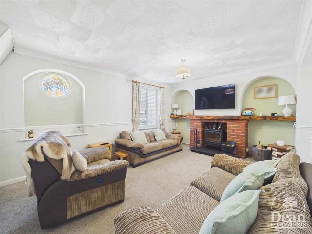 Property photo 2 of 29
