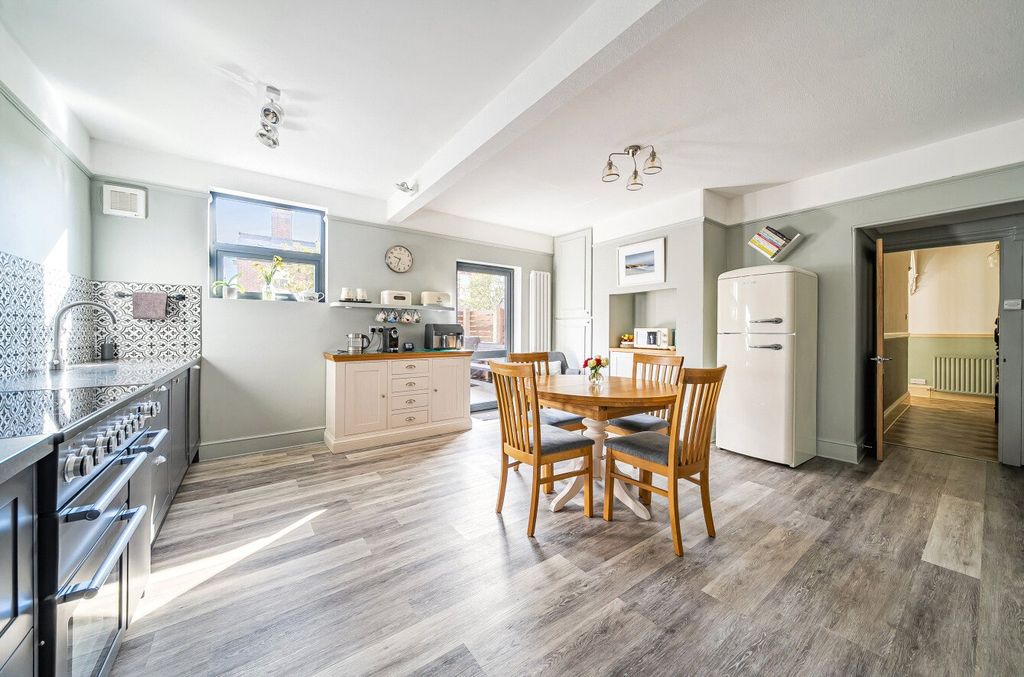 Property photo 2 of 13 Kitchen/Dining