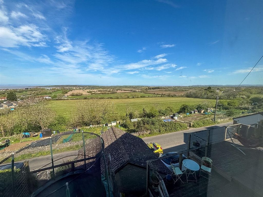 Property photo 1 of 22 Sun Terrace