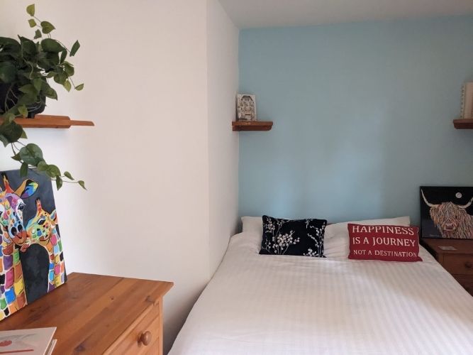 Property photo 1 of 11 Cover