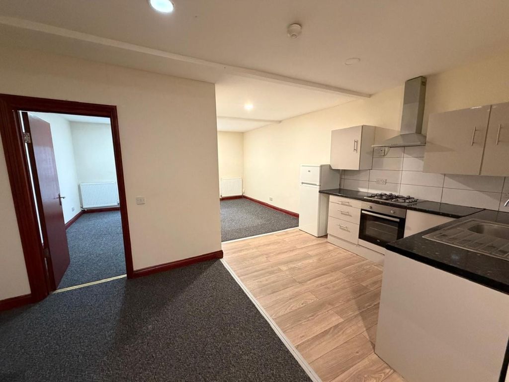 Property photo 2 of 6 5.Jpg