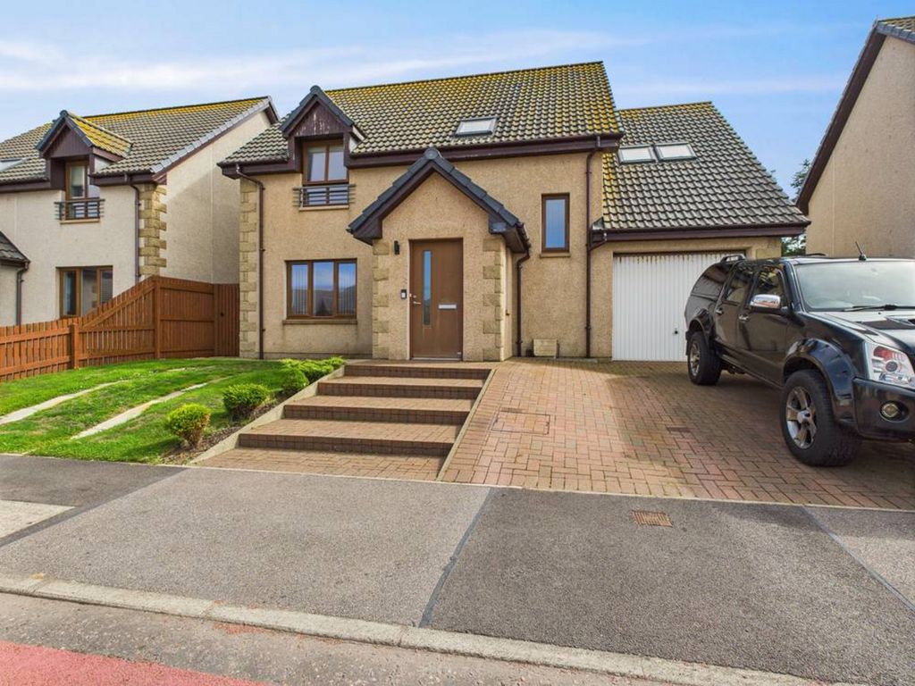 Property photo 1 of 31