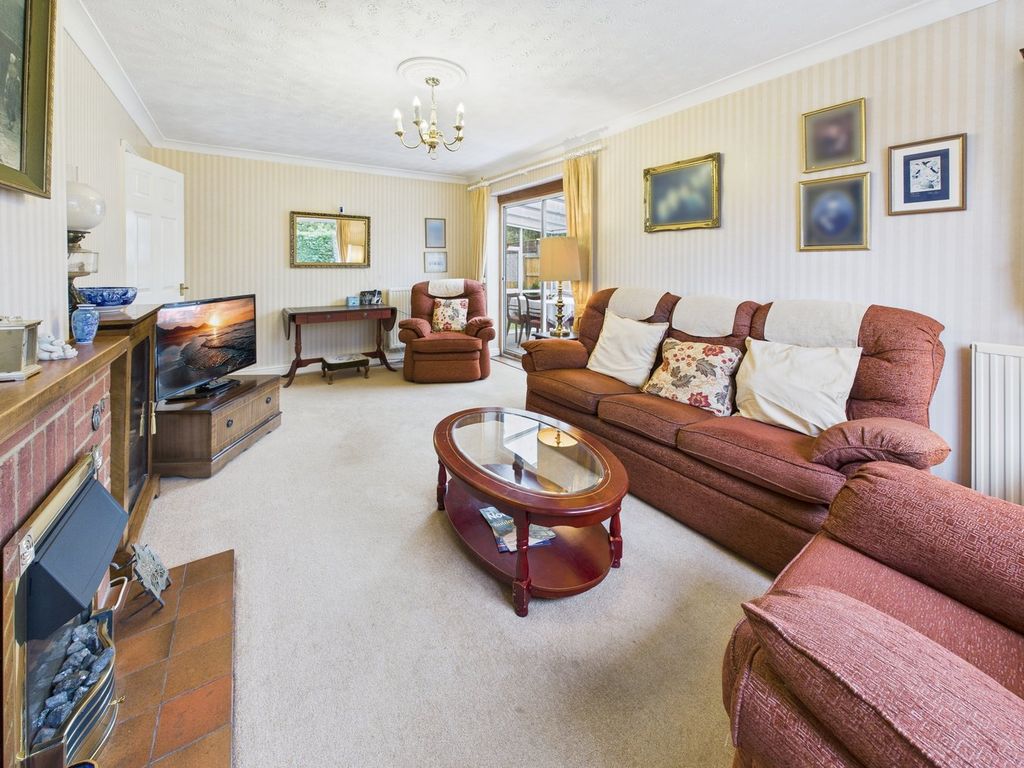 Property photo 3 of 14