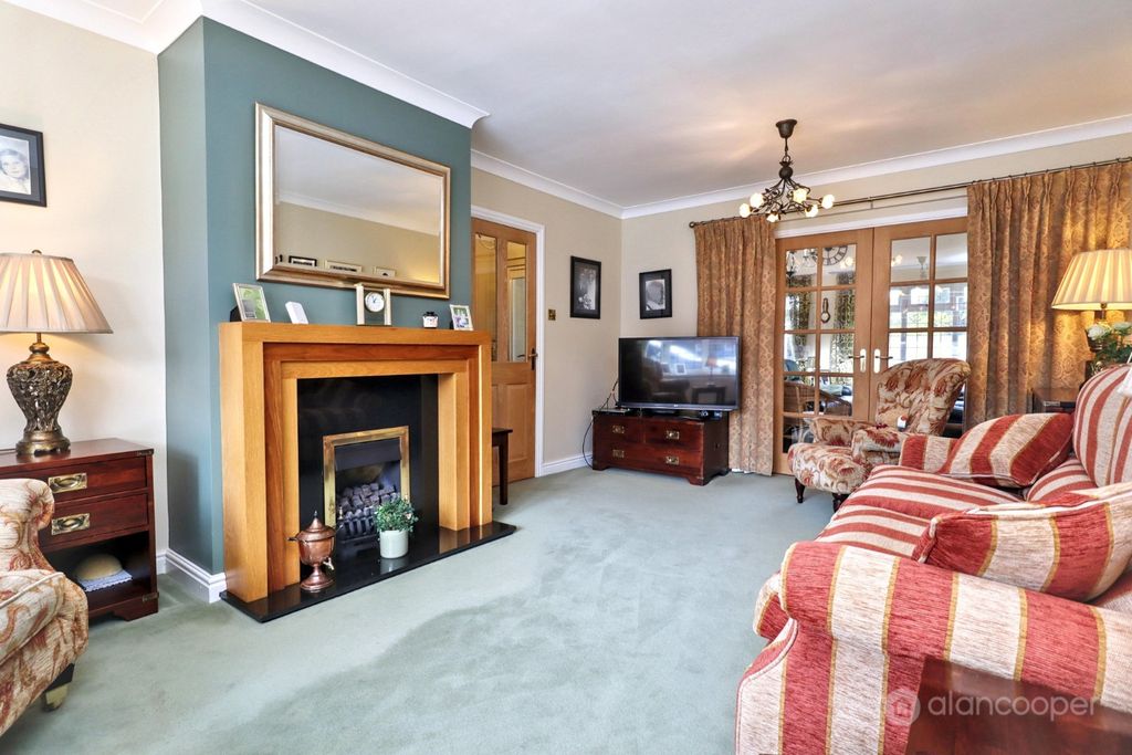 Property photo 2 of 31 5041103