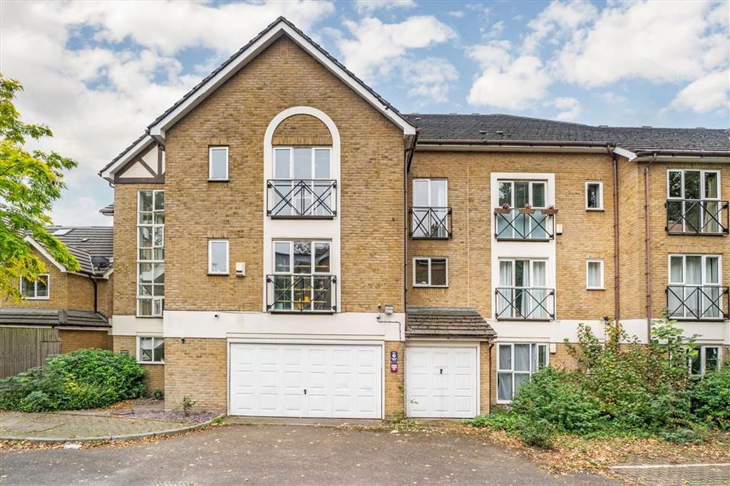 Property photo 1 of 4