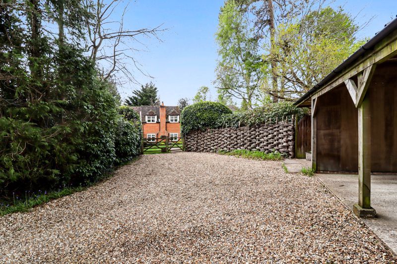 Property photo 2 of 23 Photo 26