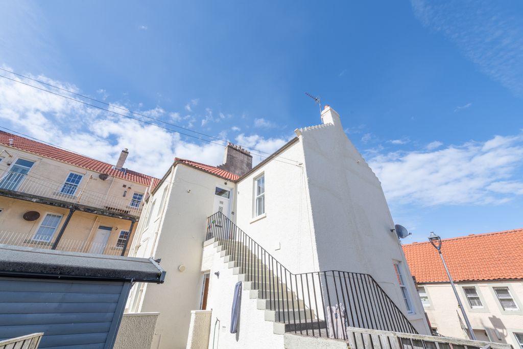 Property photo 1 of 36