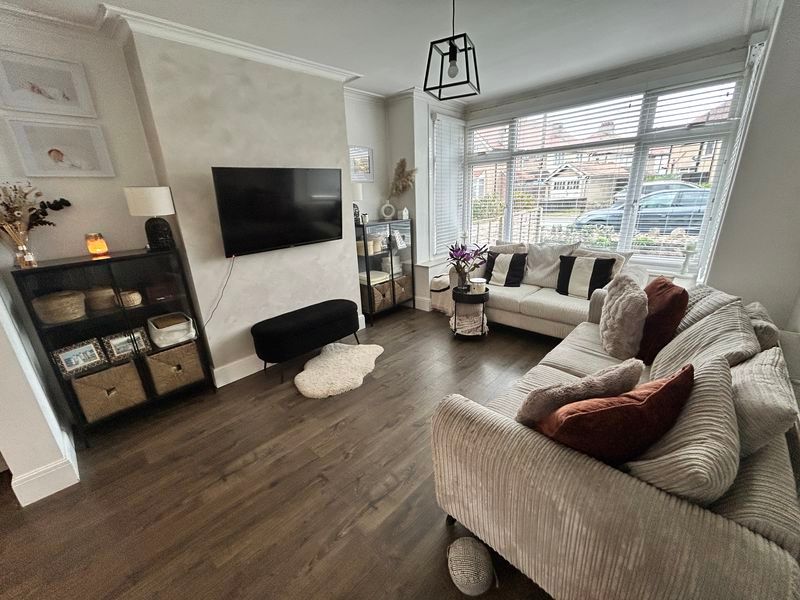 Property photo 2 of 28 Photo 3