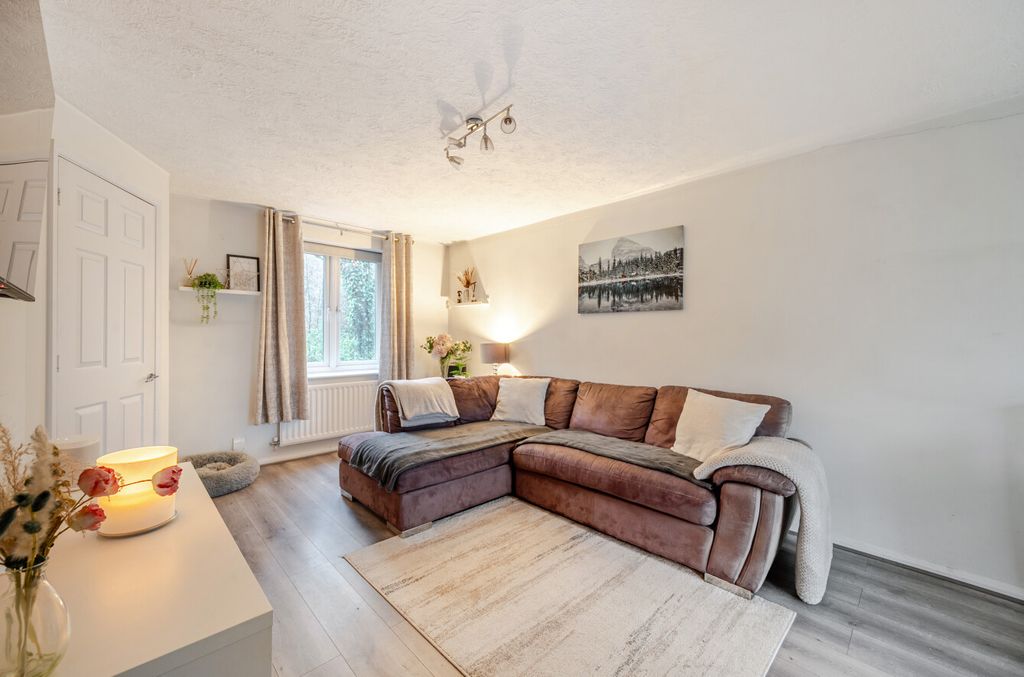 Property photo 3 of 13 1401978-4-6970c2d...