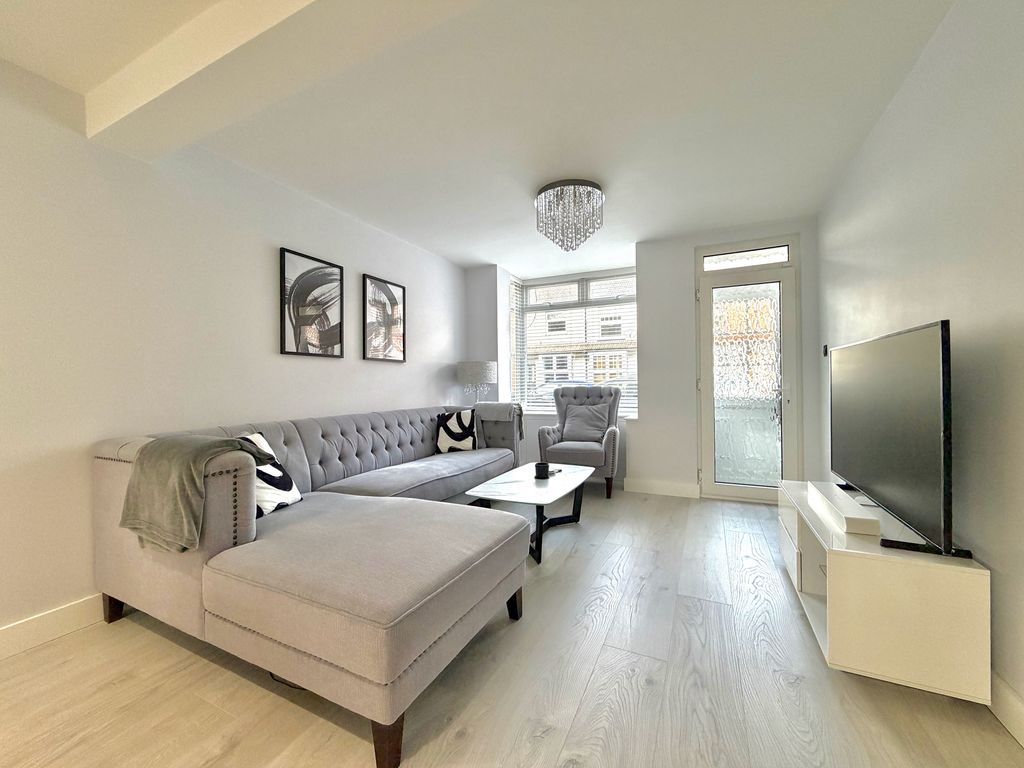 Property photo 3 of 12 Living Room Continued