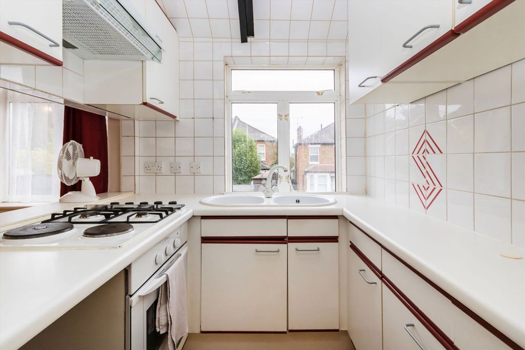 Property photo 2 of 4