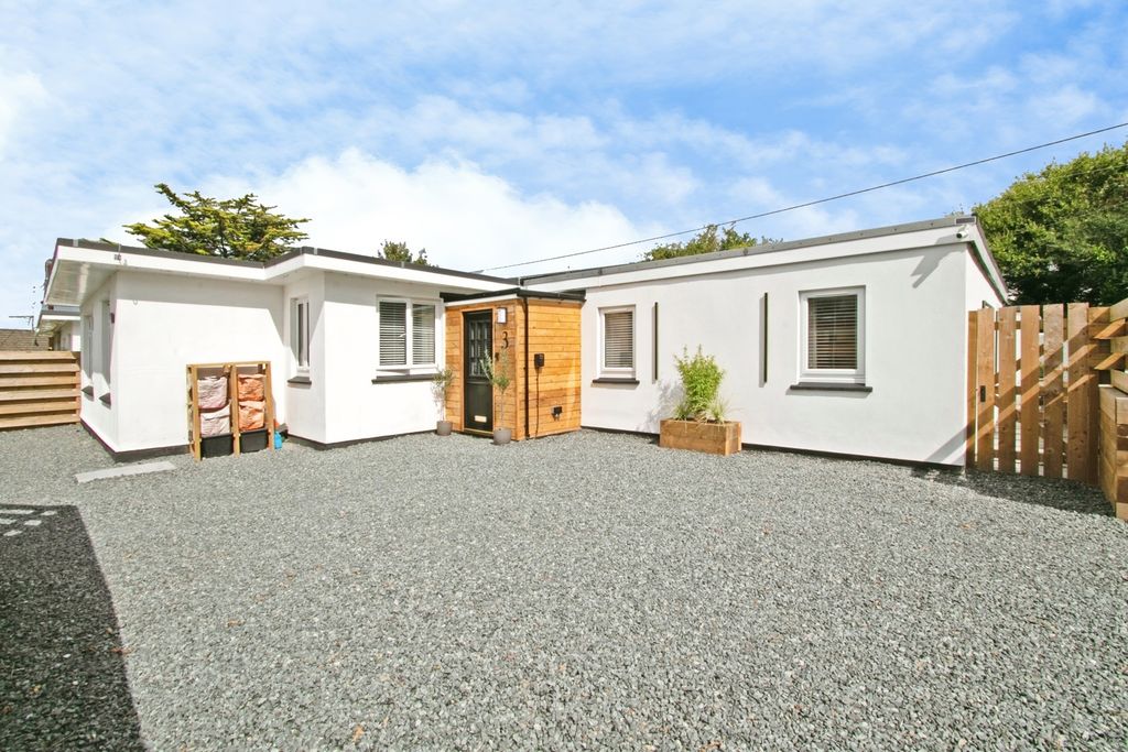 Property photo 1 of 21 Front Elevation