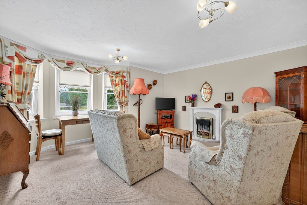 Property photo 2 of 24
