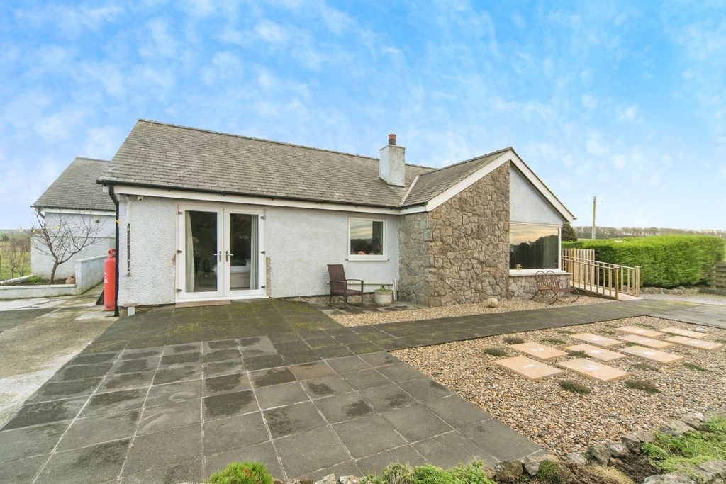 Additional image 23 of 4 bed bungalow for saleLlannerch-Y-Medd, Isle Of Anglesey LL71