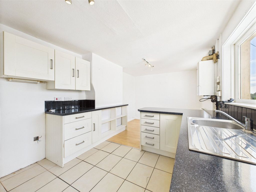 Property photo 3 of 25 Picture No. 10