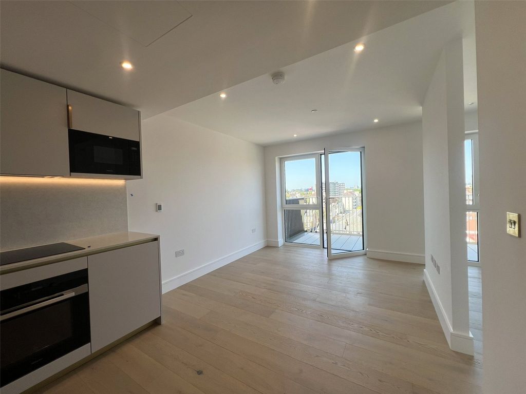 Property photo 3 of 16 Picture No. 08