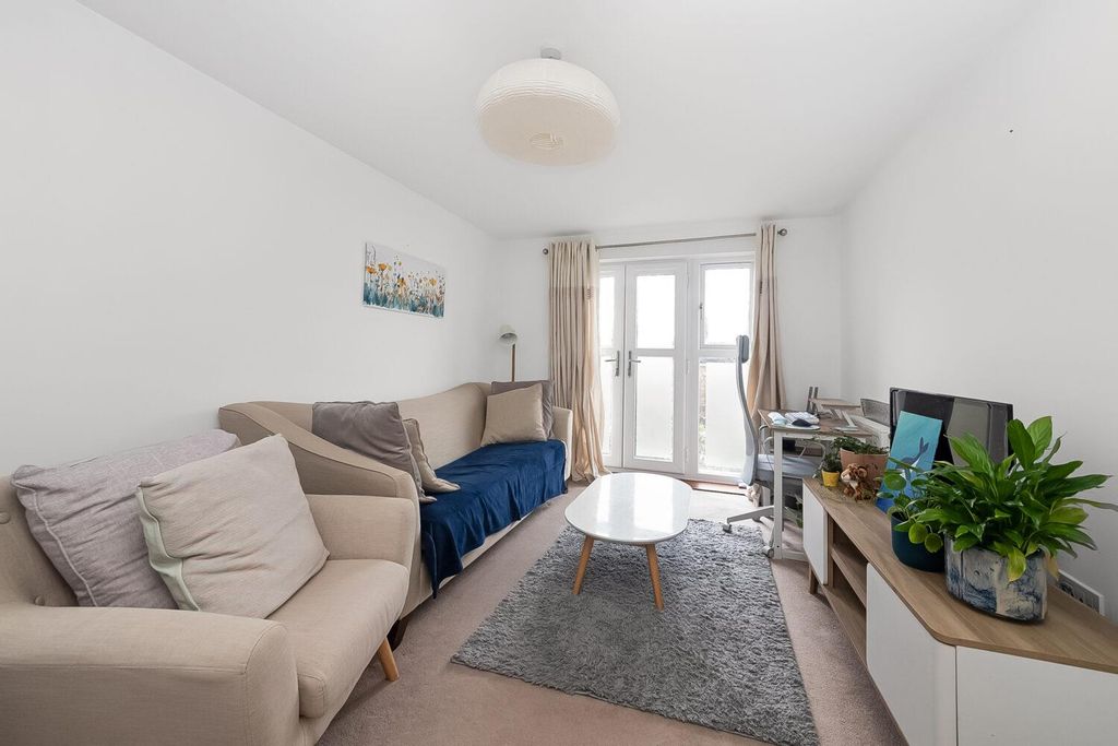 Property photo 2 of 11 2.Jpg