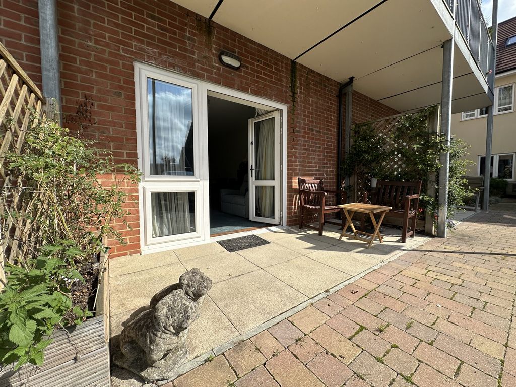 Property photo 2 of 14 Picture No. 22