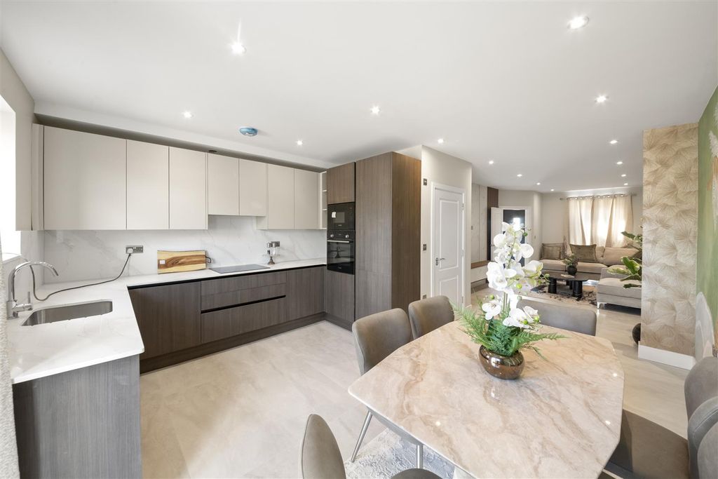Additional image 5 of 3 bed end terrace house for saleField Road, Feltham TW14