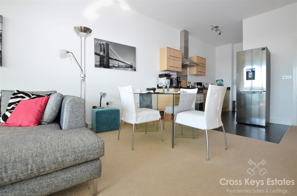 Property photo 3 of 19 Sitting/Dining Room