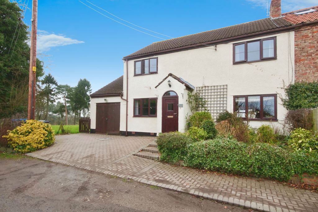 Property photo 1 of 20 Pnmb1355