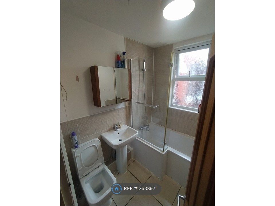 Property photo 2 of 4