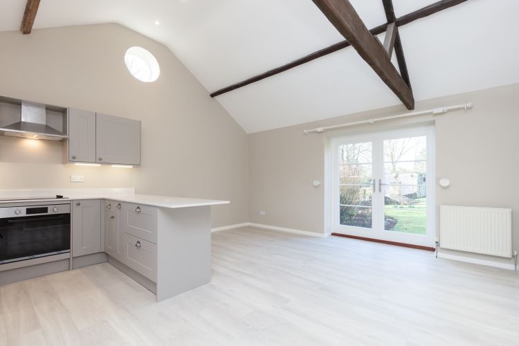 Property photo 1 of 9 215514