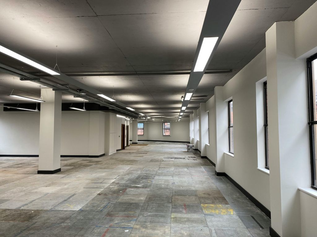 Property photo 3 of 9 Photo 5