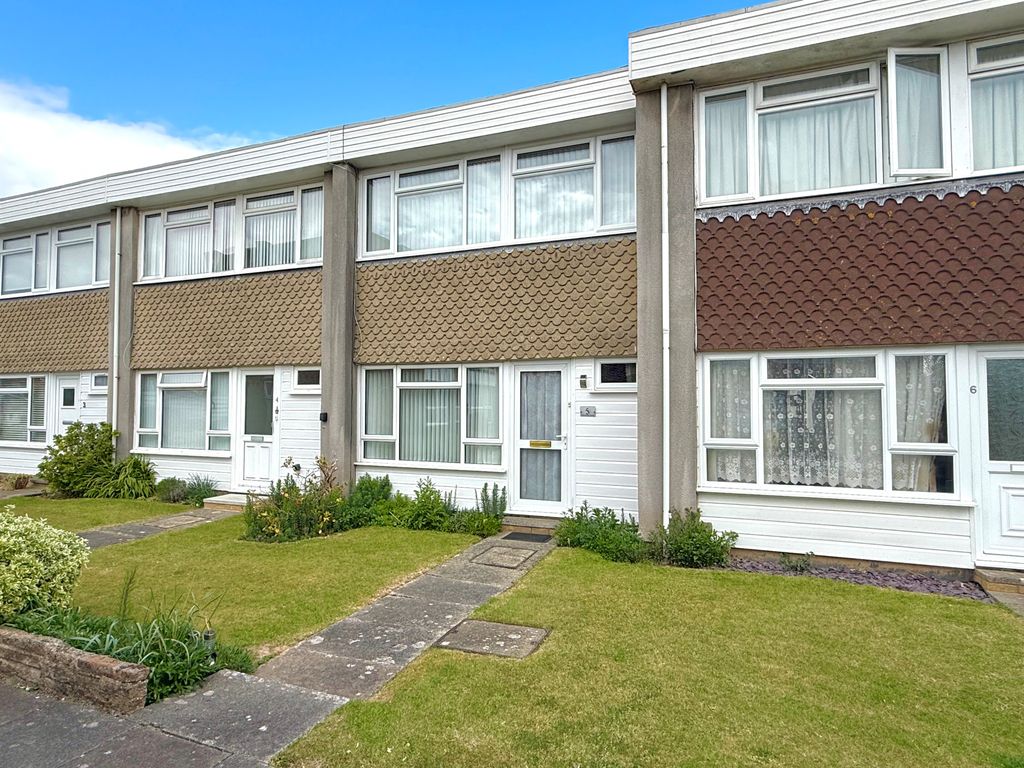 Property photo 1 of 16 5 Fittleworth Front
