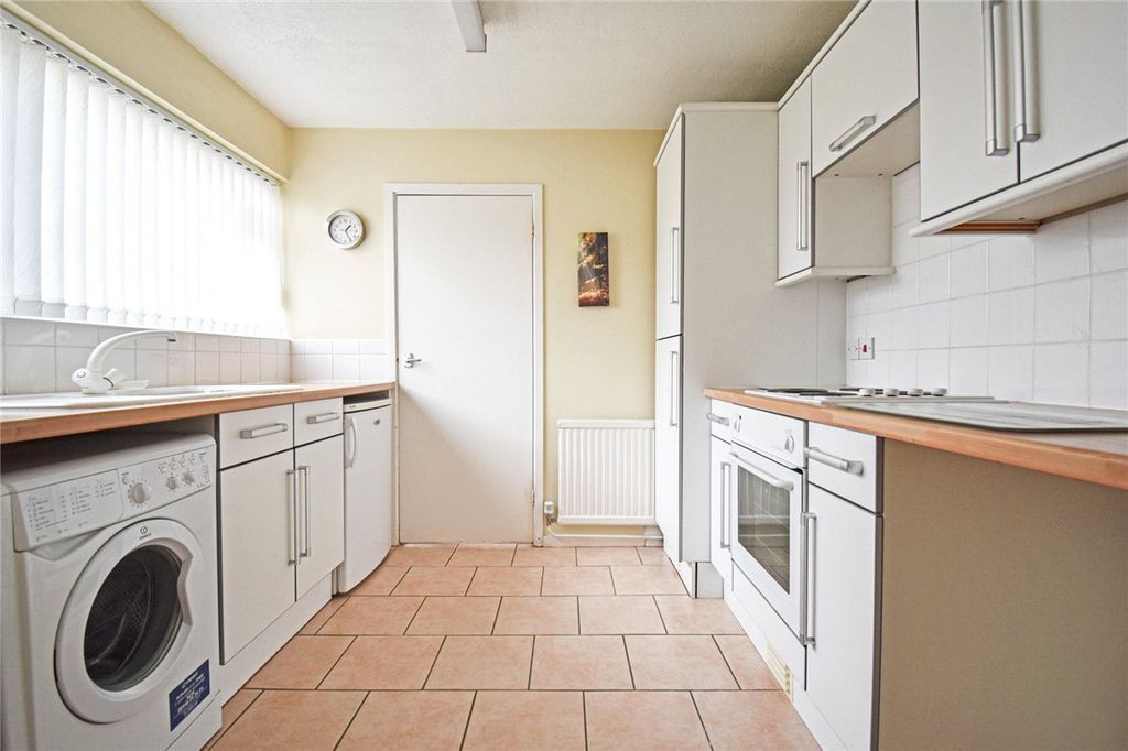 Property photo 2 of 12 Picture No. 25