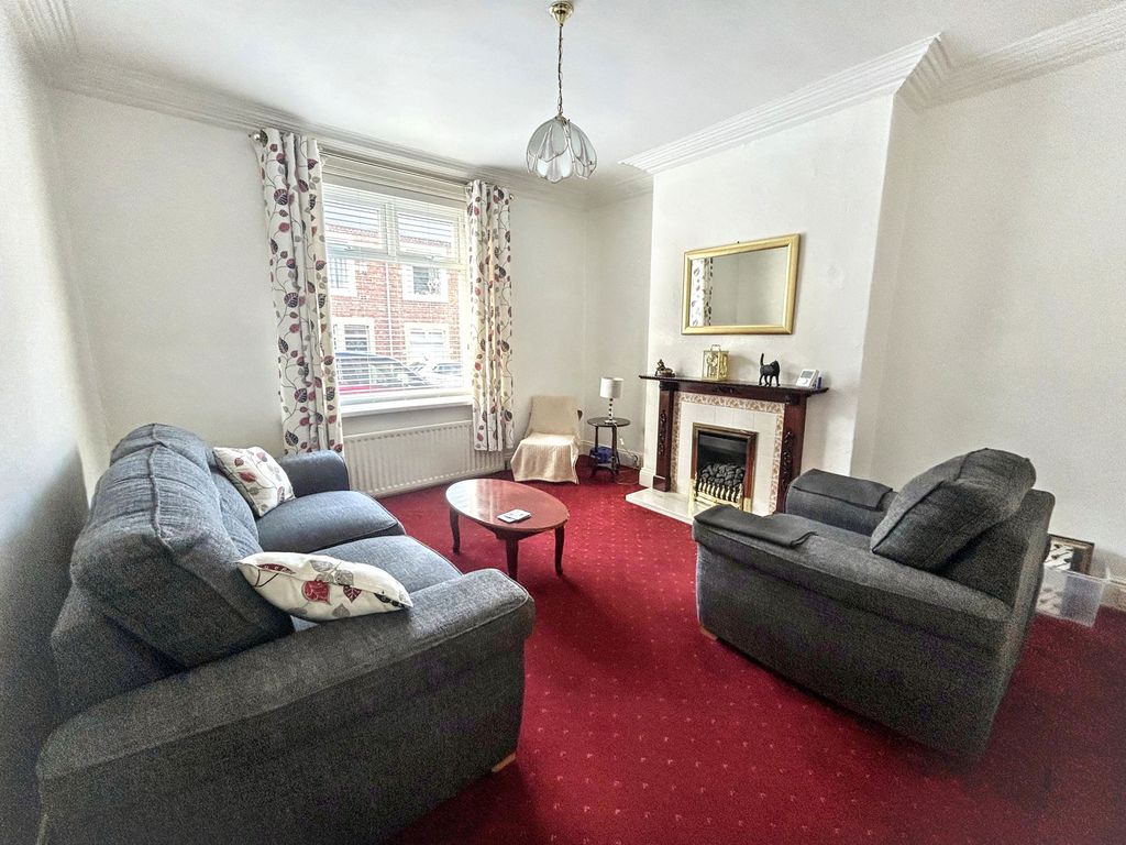 Property photo 3 of 13