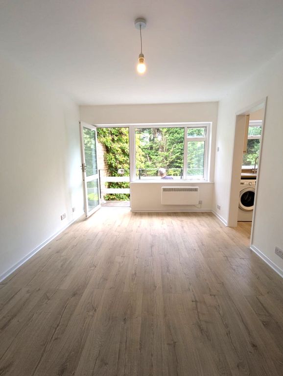 Property photo 1 of 10 1A518617-92B0-433A-Ab7B-6Dca9F51d174