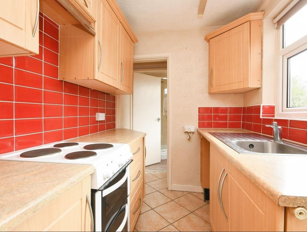 Property photo 3 of 8 Kitchen.Png