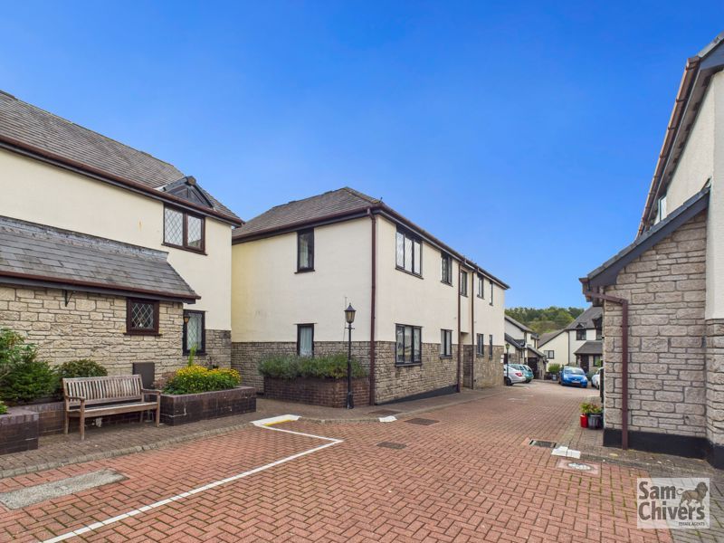 Property photo 1 of 12 Photo 2