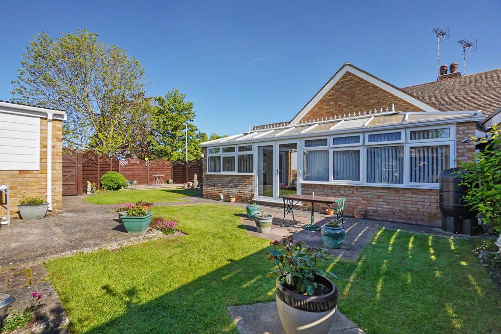 Property photo 3 of 31 5104057