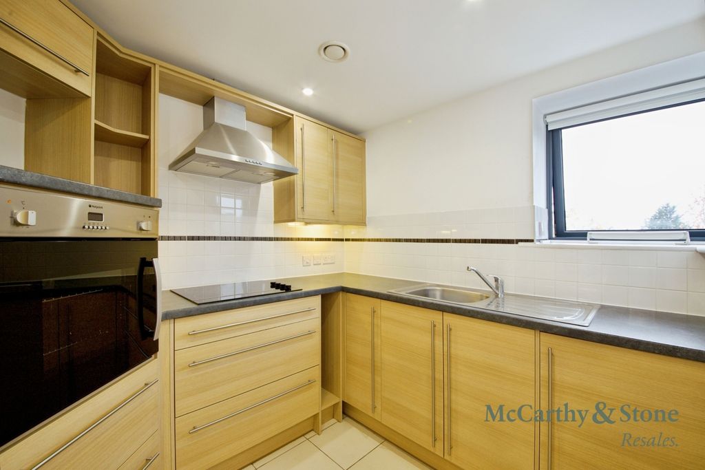 Property photo 2 of 10 Pbox-Img.Jpg