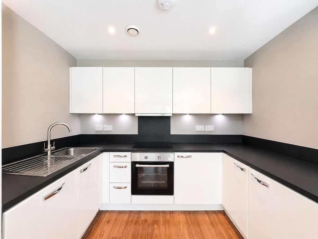 Property photo 2 of 12 Kitchen