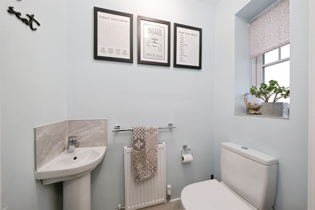 Property photo 2 of 20