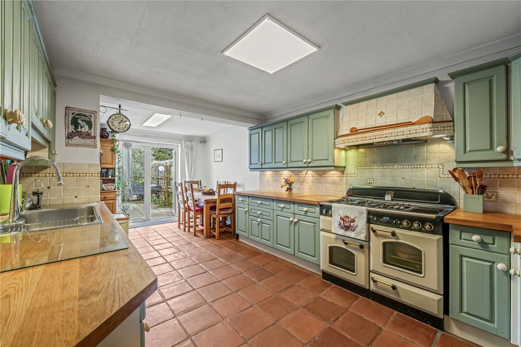 Property photo 3 of 10 Picture No. 23