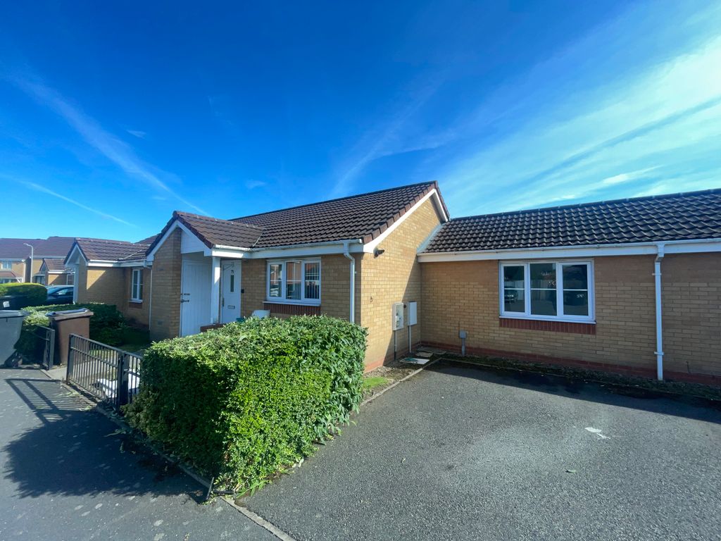 Property photo 1 of 12