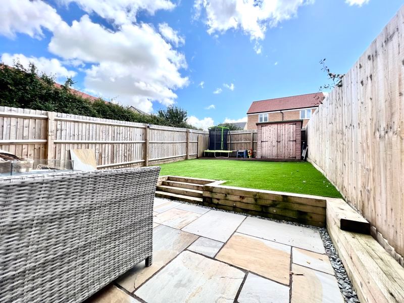 Property photo 2 of 16 Garden