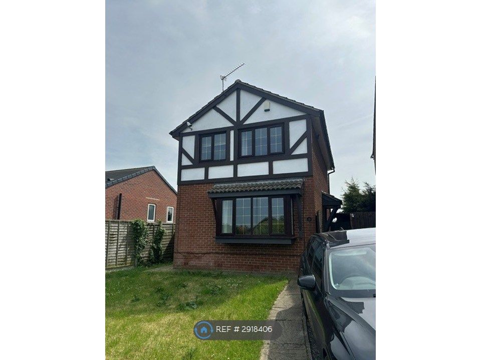 Property photo 2 of 17