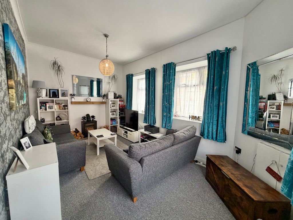 Property photo 2 of 19 Img_4284