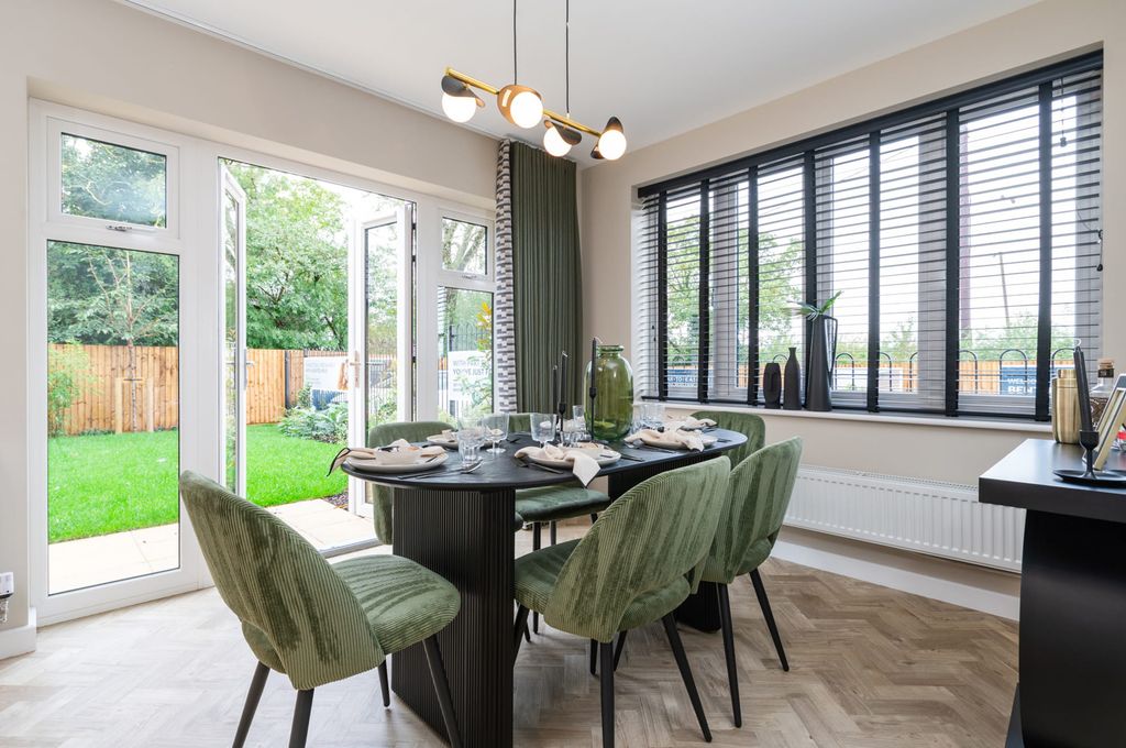 Property photo 3 of 11 Bewdley_Basildon_Kitchen_Dining_1