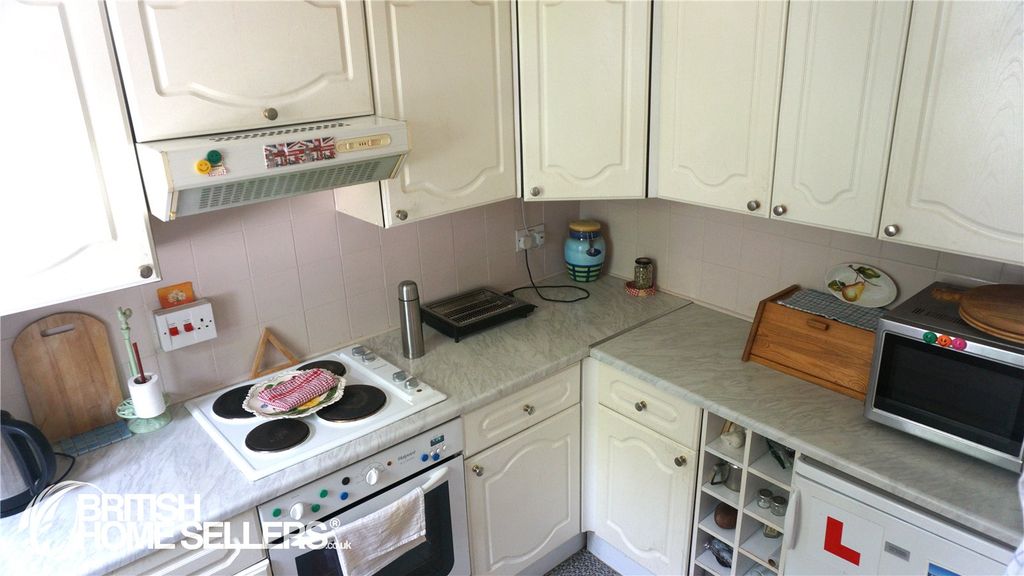 Property photo 2 of 20 Picture No. 38