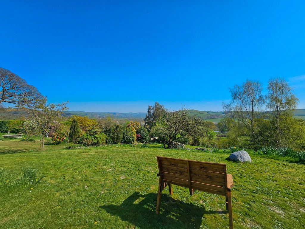 Property photo 3 of 43 Views