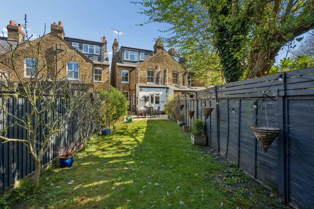 Property photo 3 of 14