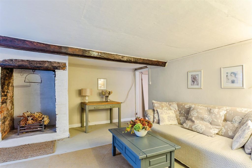 Property photo 3 of 14 Living Room1.Jpg