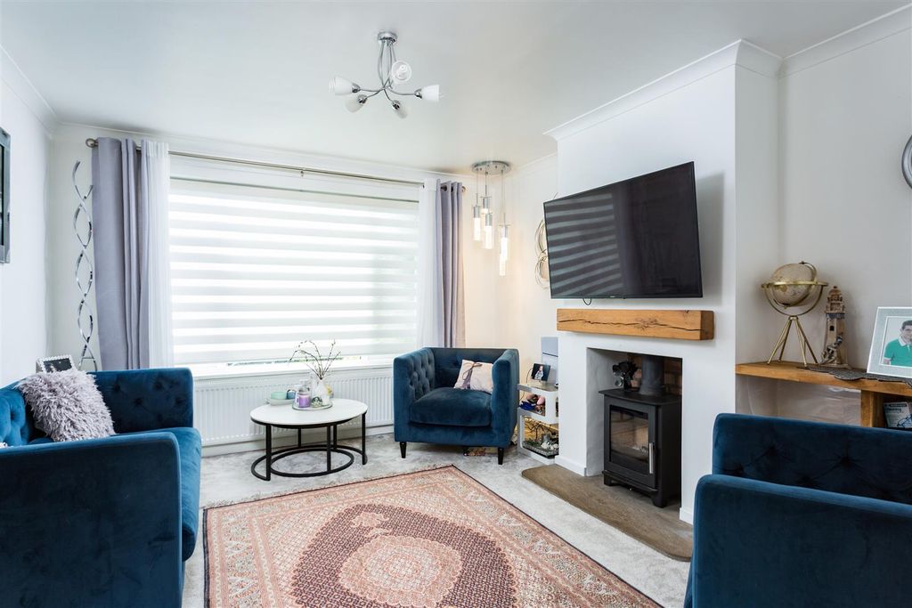 Property photo 2 of 21 15 Parklands-05.Jpg